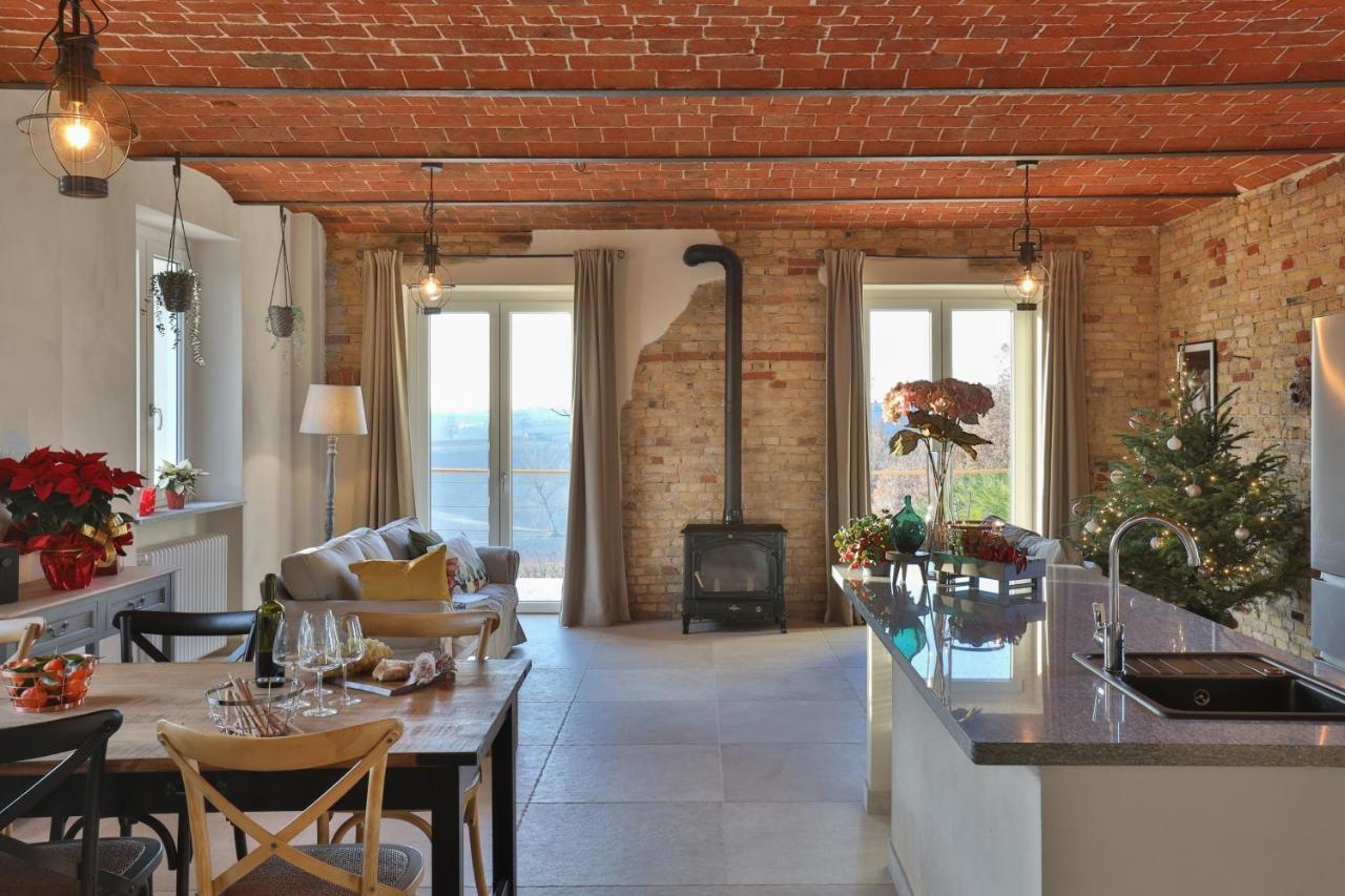 Вилла Nº18 A Private Country Hideaway In Monferrato Альфьяно-Натта Экстерьер фото