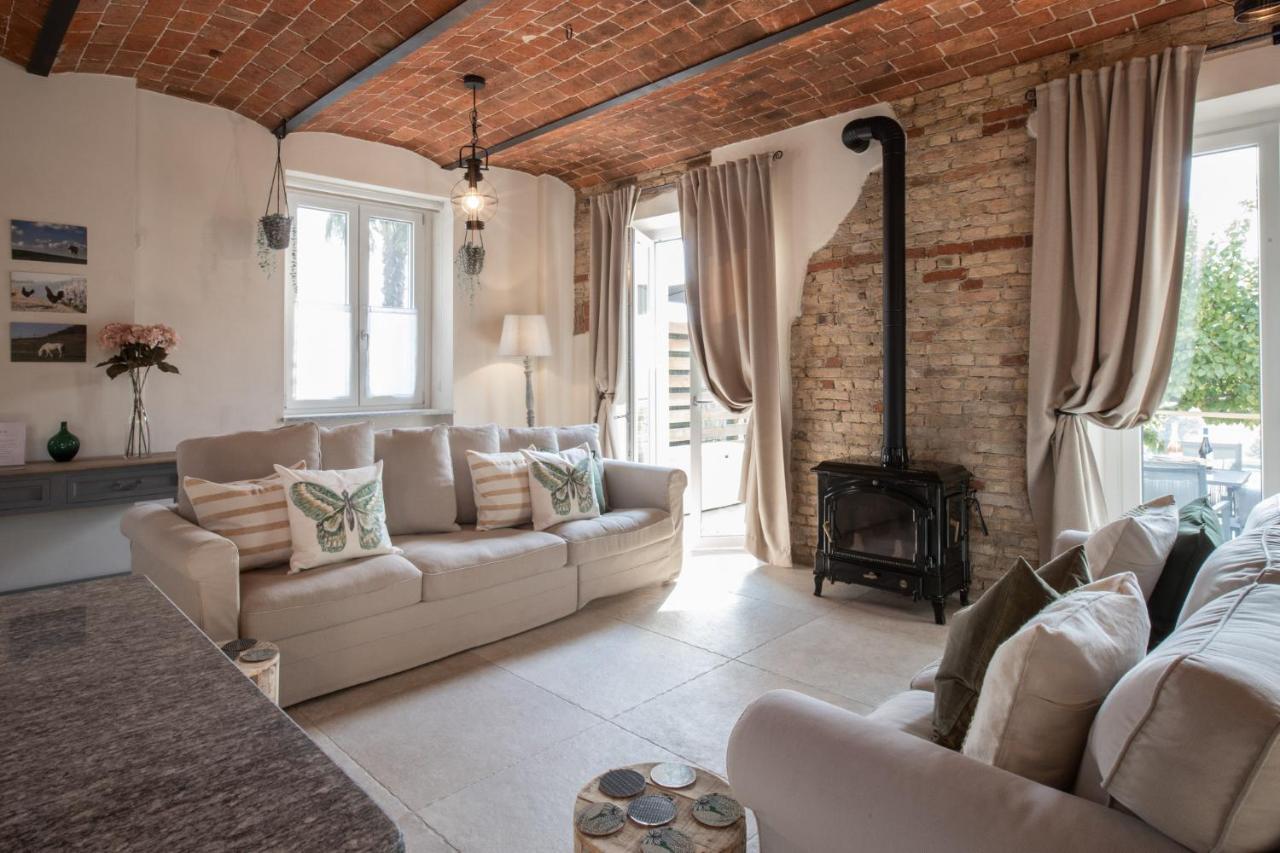 Вилла Nº18 A Private Country Hideaway In Monferrato Альфьяно-Натта Экстерьер фото